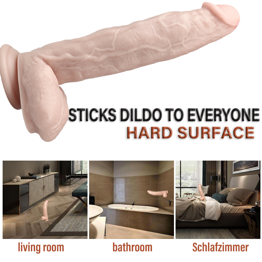 Großer, grober, hautfarbener Dildo